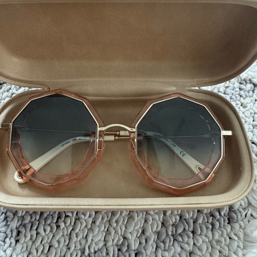 Brand new Chloe Sunnies